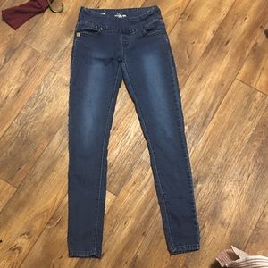 Lola Skinny Jeans